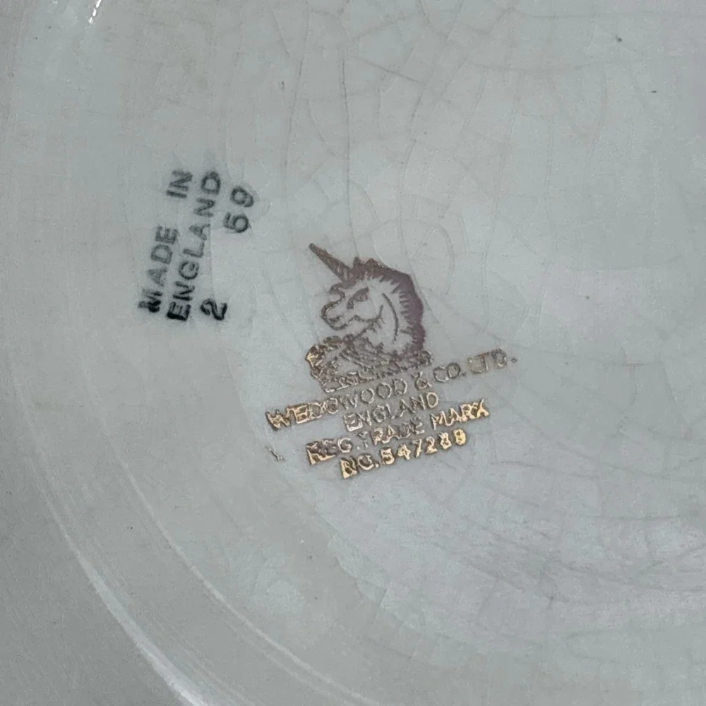Wedgwood plates ww4